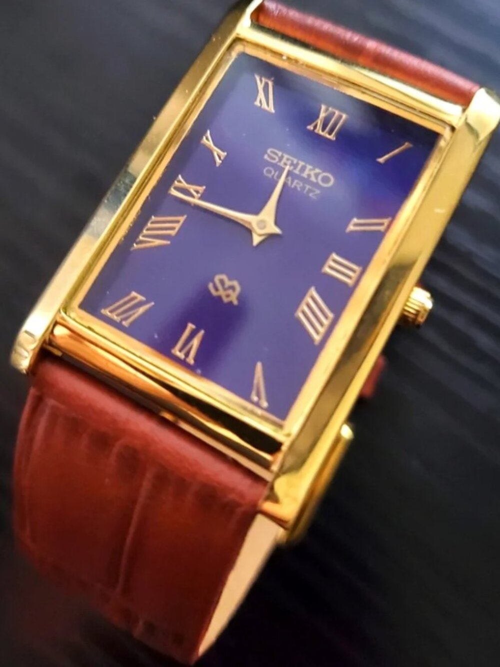 Mint Condition - Rare - Vintage Seiko Slim Tank Quartz Men's Leather Watch